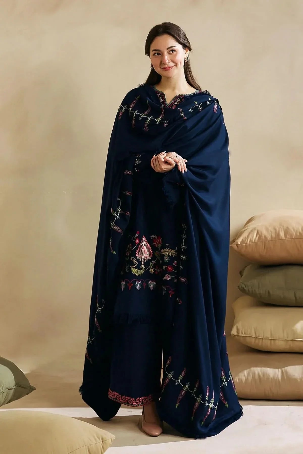 3 PC EMBROIDERED DHANAK SUIT - BG824