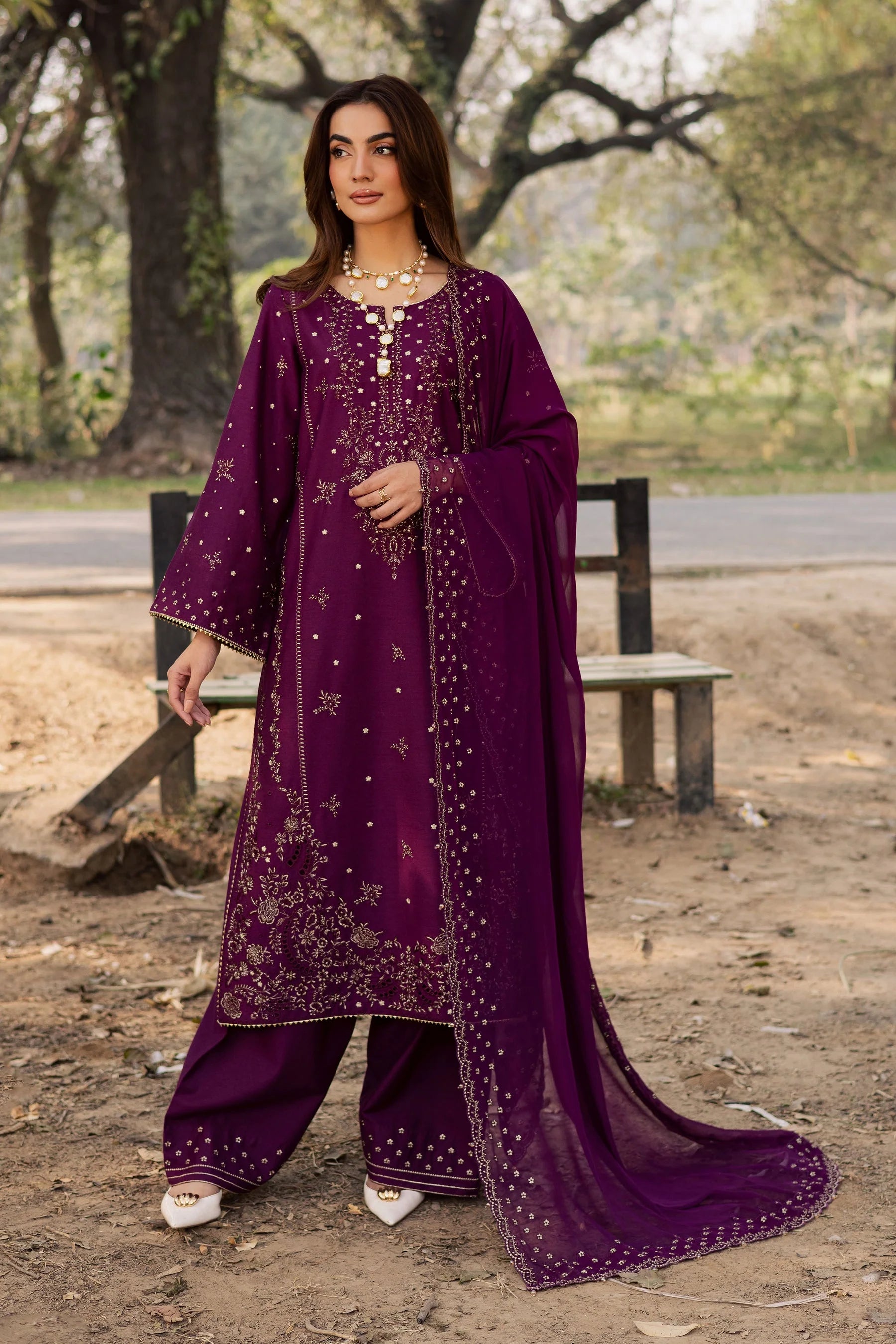 BATIK-3PC LAWN EMBROIDERED SHIRT WITH CHIFFON EMBROIDERED DUPATTA AND TROUSER-BIC-4834