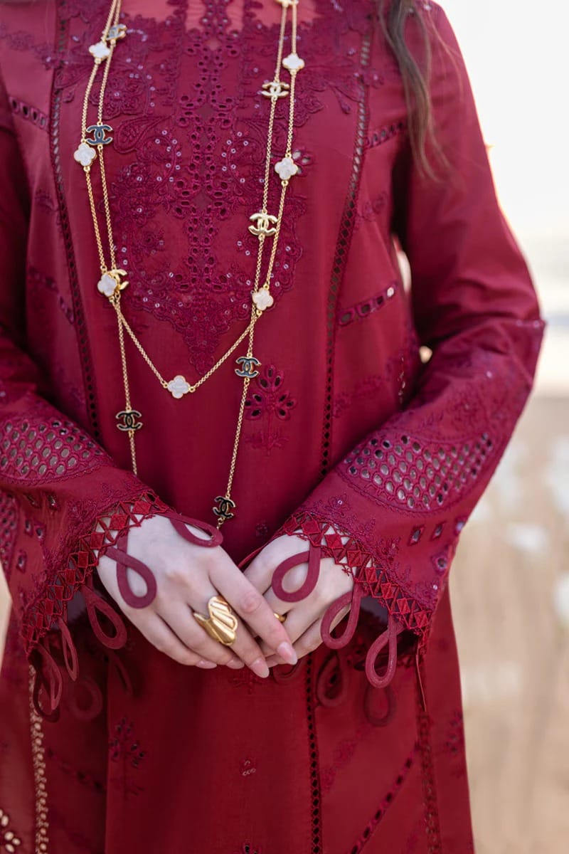QALAMKAR LAWN - Premium 3PC Suit - RR3010