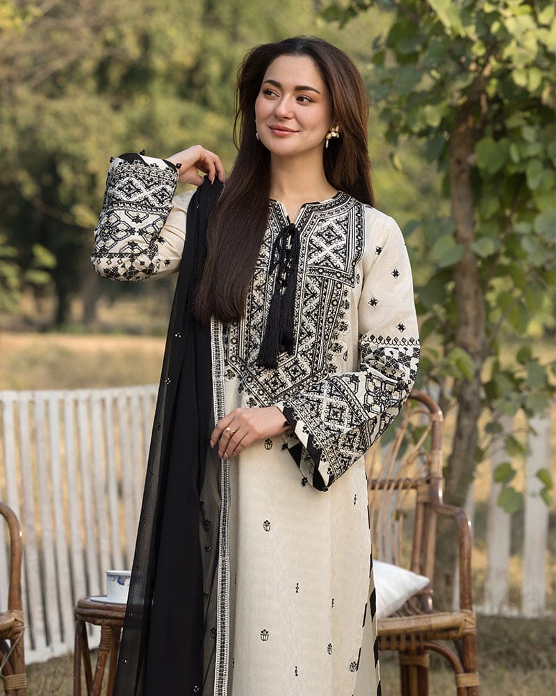 ALLY’S -  Summer Luxury Lawn – 3PC Suit - RR3011